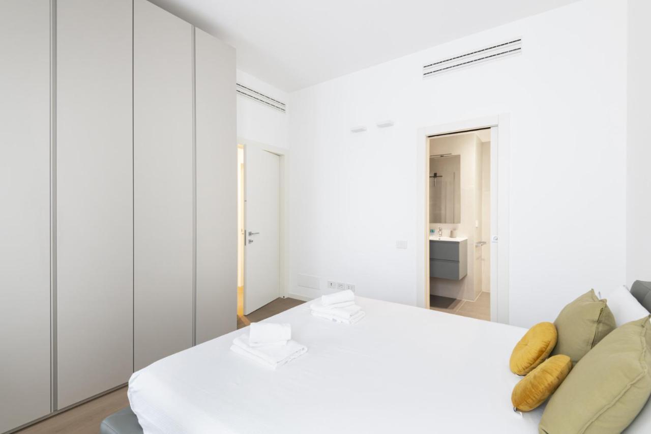 Easylife - Lussuosa Dimora Con Rooftop Condominiale Vista Duomo Milán Exterior foto