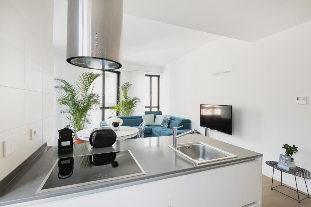 Easylife - Lussuosa Dimora Con Rooftop Condominiale Vista Duomo Milán Exterior foto
